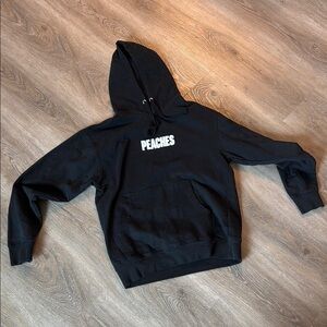 Peaches- Justin beiber- size medium